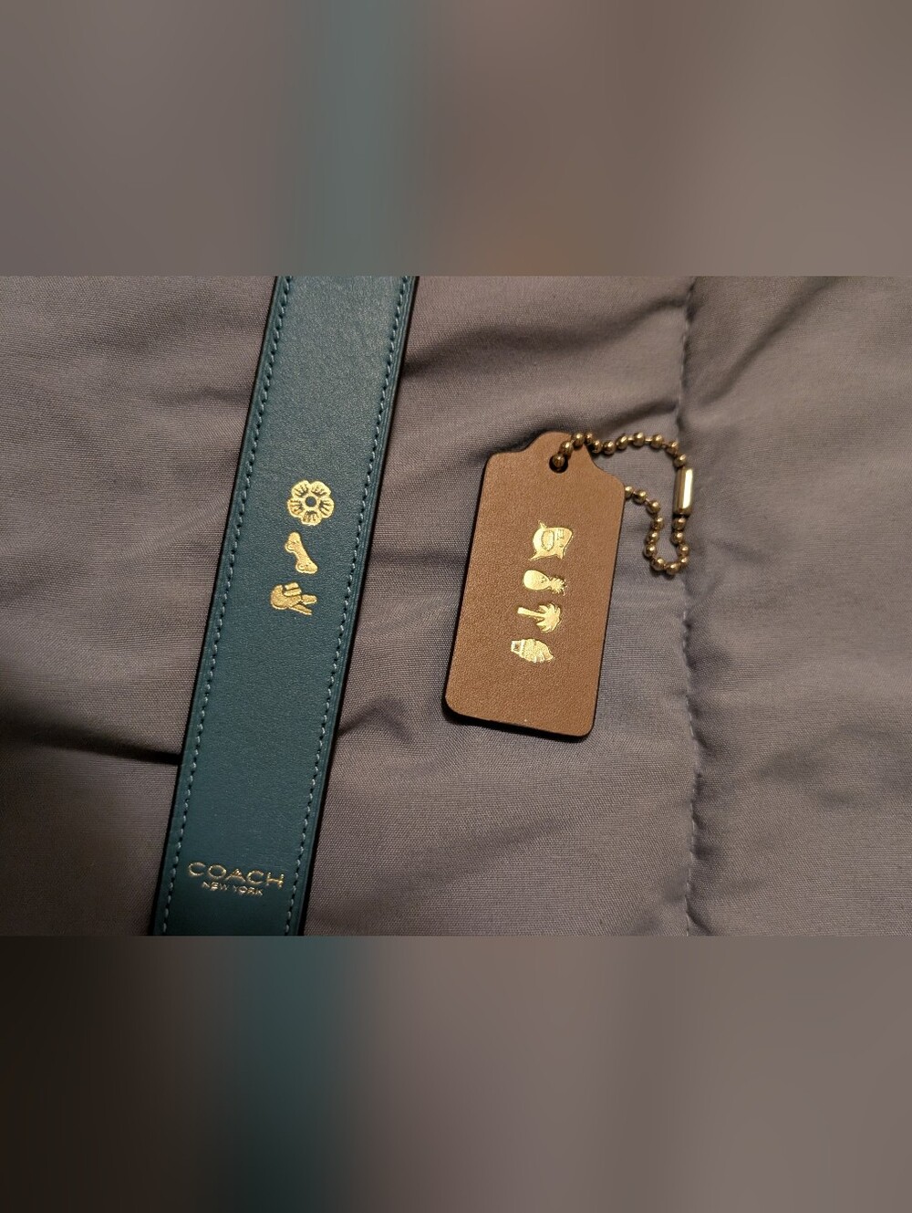 Coach Tags - Picture 5 of 5